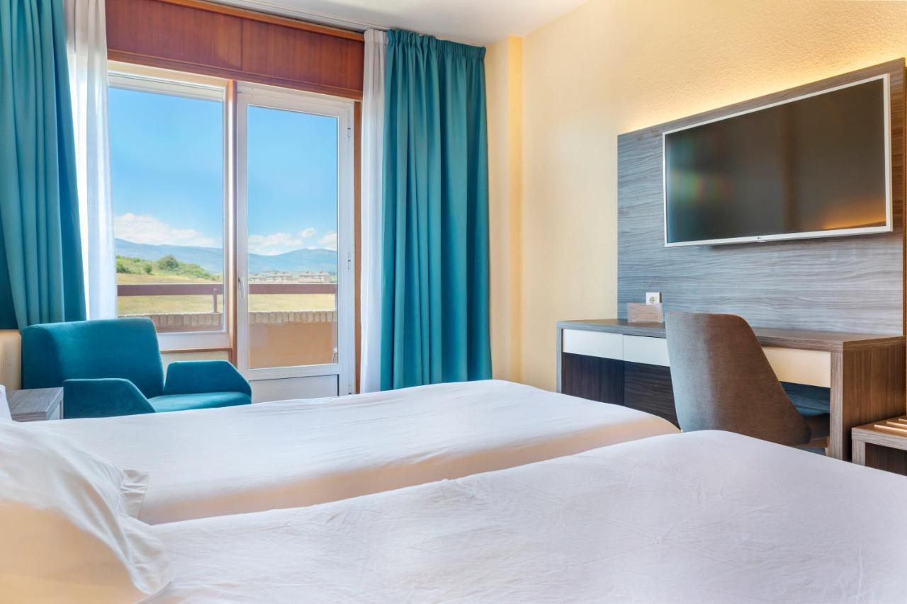 Hotel Vejo Reinosa Kültér fotó