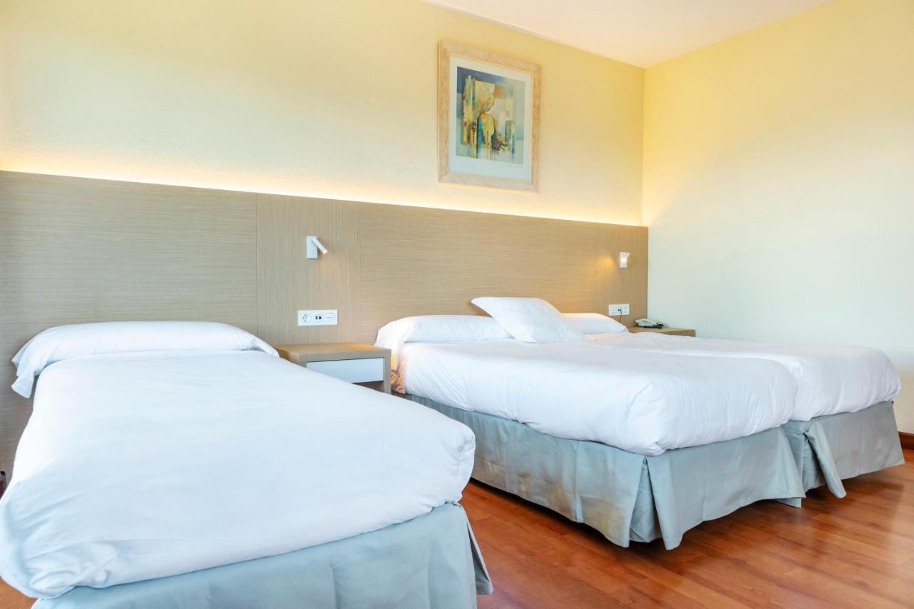 Hotel Vejo Reinosa Kültér fotó