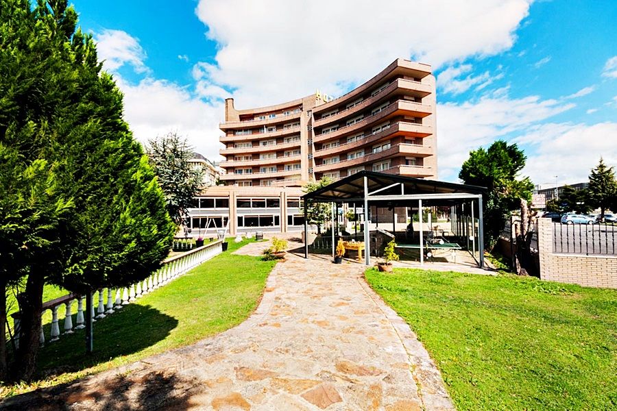 Hotel Vejo Reinosa Kültér fotó